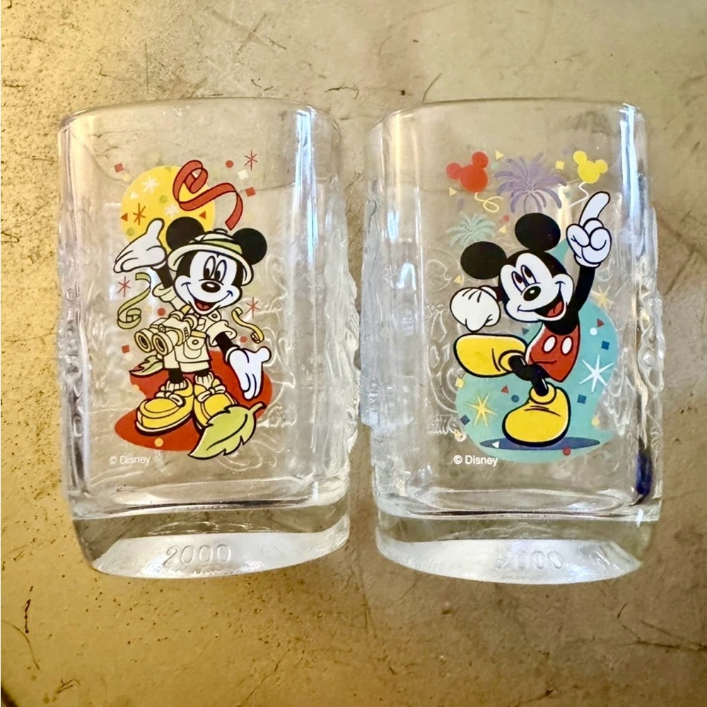 Vintage McDonalds Mickey Mouse Walt Disney World Celebration 2000 Glasses